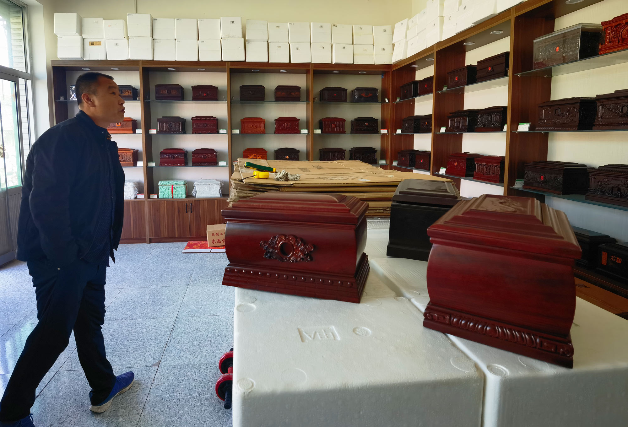 A Dying Business? Funeral Goods Stores Feel the Pinch