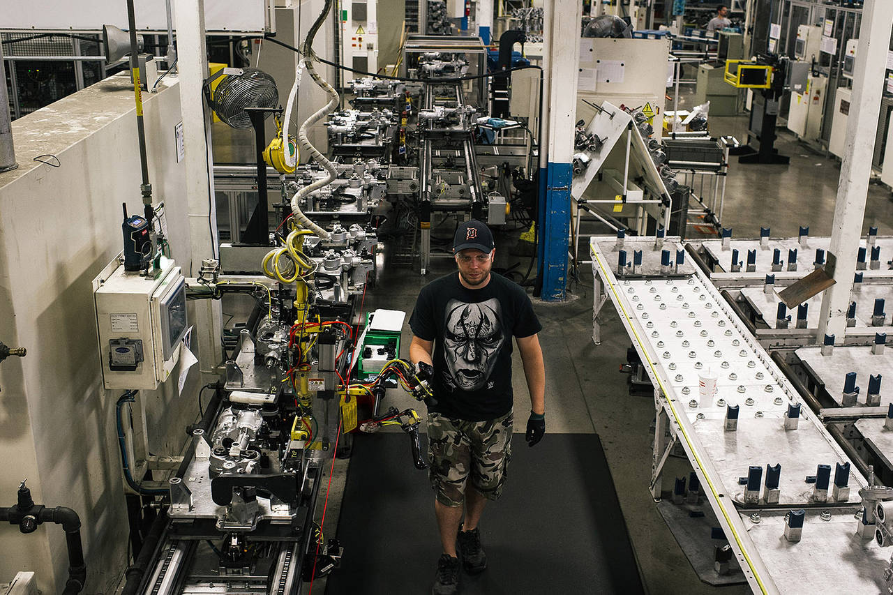Inside a Chinese-Owned Auto-Parts Plant in Michigan - WSJ
